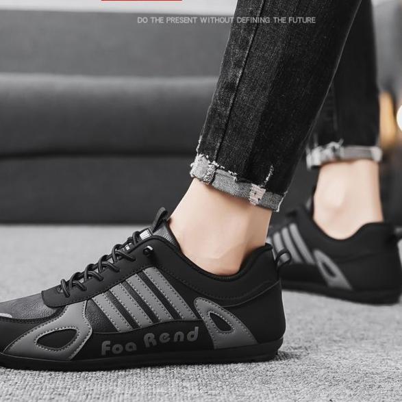 Spring 2025 New Waterproof and Anti Slip Sports Running Casual Black Work Safety Shoes for Men