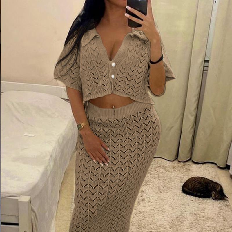 

Комплект из двух предметов: европейская и американская футболка с коротким рукавом и супердлинная юбка - Сексуальное праздничное прикрытие с кардиганом и полым дизайном Large