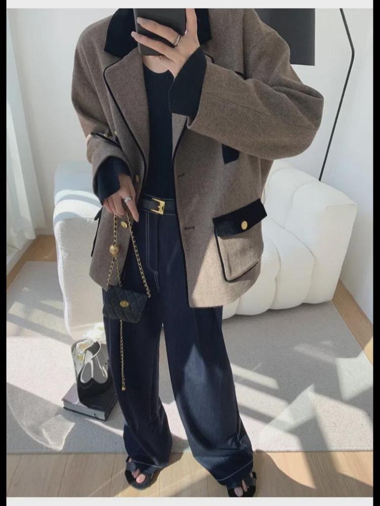 Autumn Winter Fashion Womens Woolen Twill Velvet Jacket Coat with Contrast Stitching