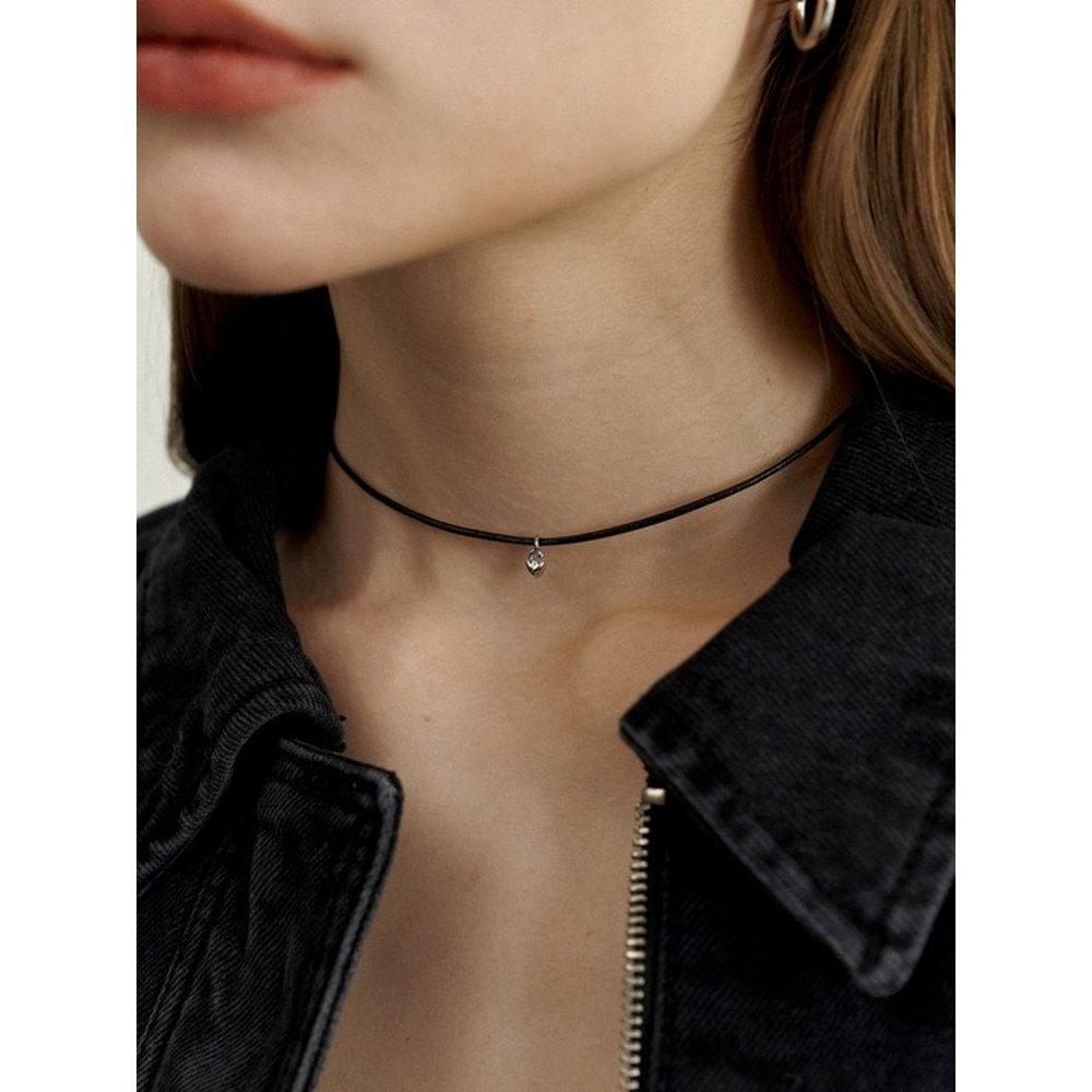 Mini Heart Leather Choker