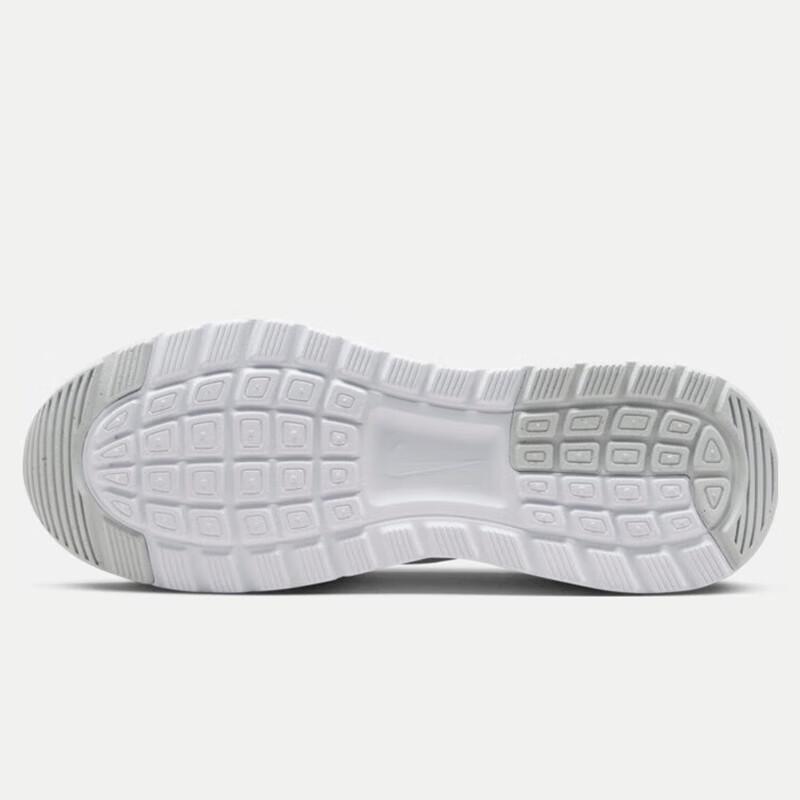 Nike Women's Air Max Nuaxis Sneakers HF1233-101