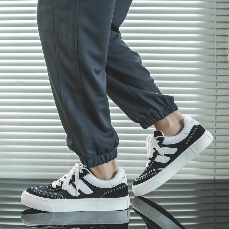 Spring New Shoes for Men Canvas Casual Shoes Flat Skateboard Shoes Youth Street Cool Sneaker
