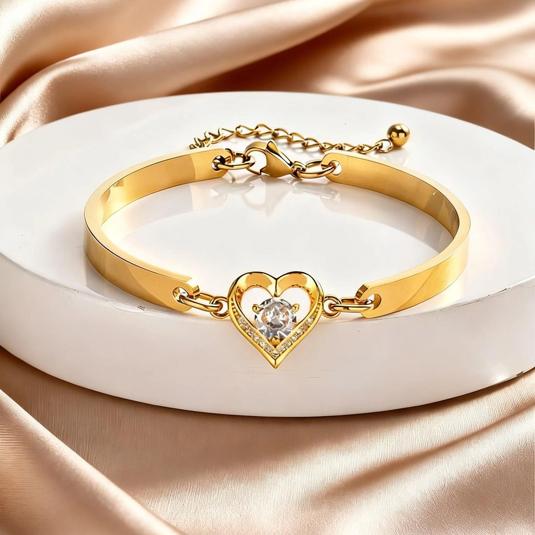 

Dainty Love Heart Charm Bracelet for Women, Stainless Steel Zircon Adjustable Bangle, Fashion Exquisite Jewelry Gifts for Mom
