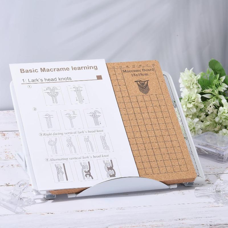 18x18cm Makramee Brett Set Makramee Brett und Nadeln mit verstellbarem Ständer Makramee Werkzeug Zubehör Flecht Handwerk Helfer Brett für Makramee und Knoten