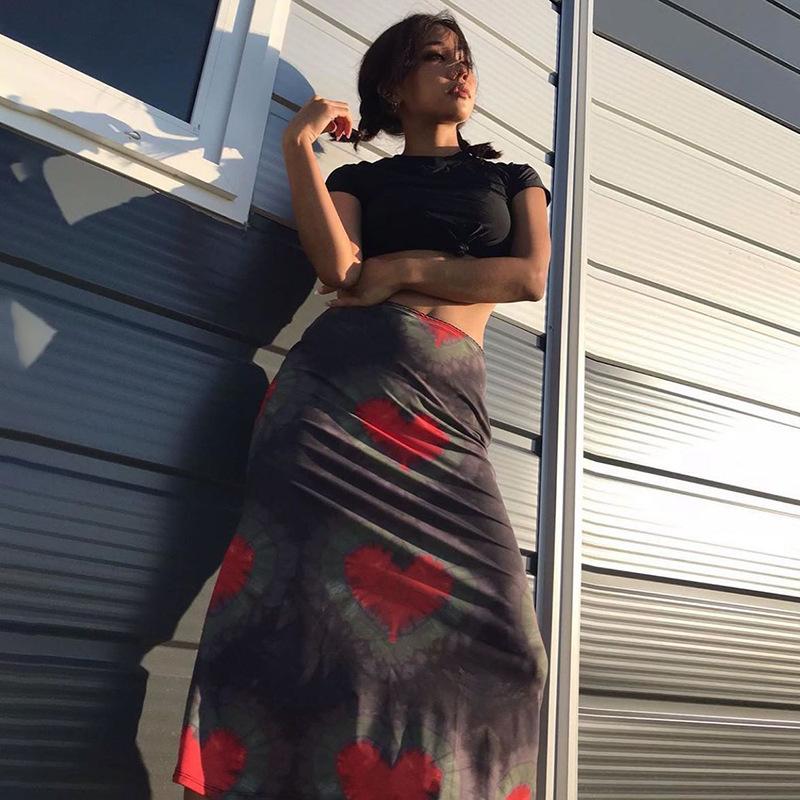 Женская полуюбка с принтом Love — фото 11