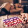 Jogo de Tabuleiro de Intimidade para Casais 43 Tarefas Adultos Casais Jogo de Dados Interativo Namorada Namorado Aniversário de Casamento Presente de Dia dos Namorados