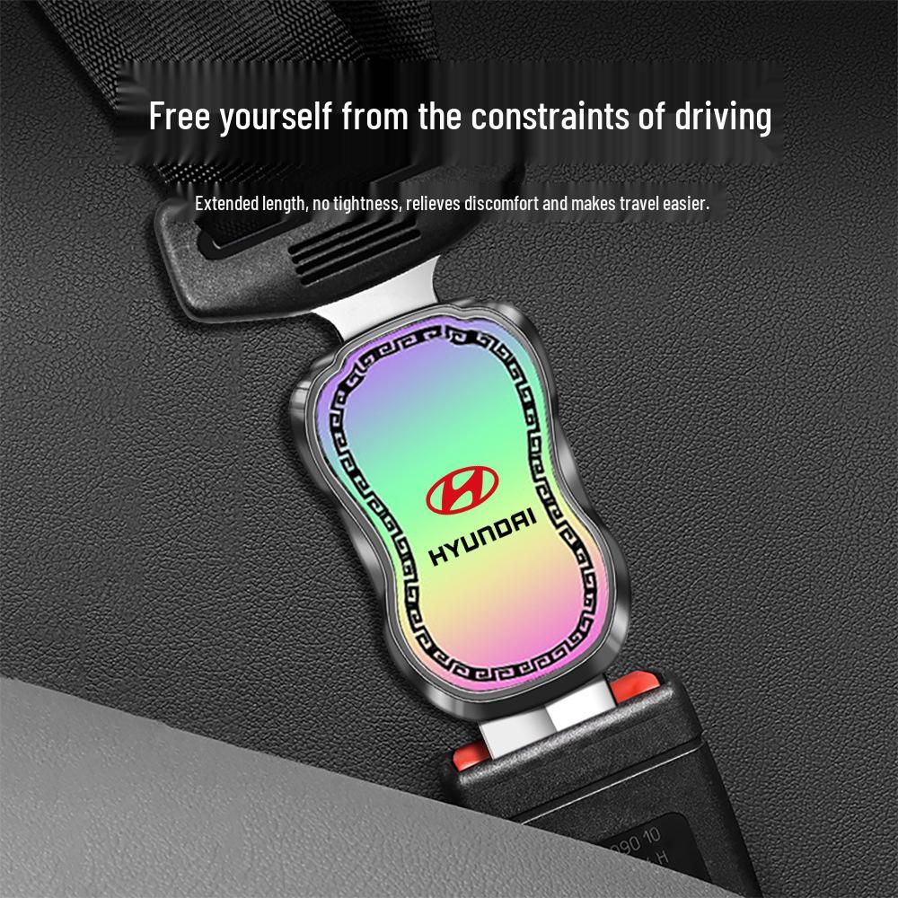 Universal Seatbelt Extender: Compatible with Hyundai Elantra, Langdong, Tucson, and Reina.