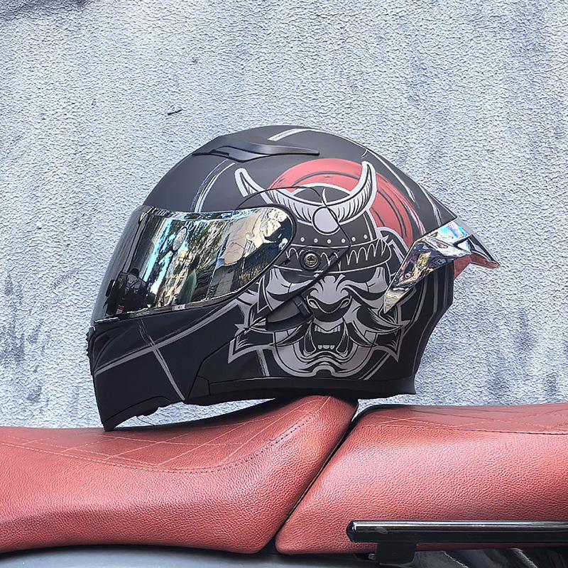 Motorcycle Helmet Peeling Helmet Double Lens Big Tail Locomotive Racing Helmet Running Helmet Men and Women Keep Warm In Winter