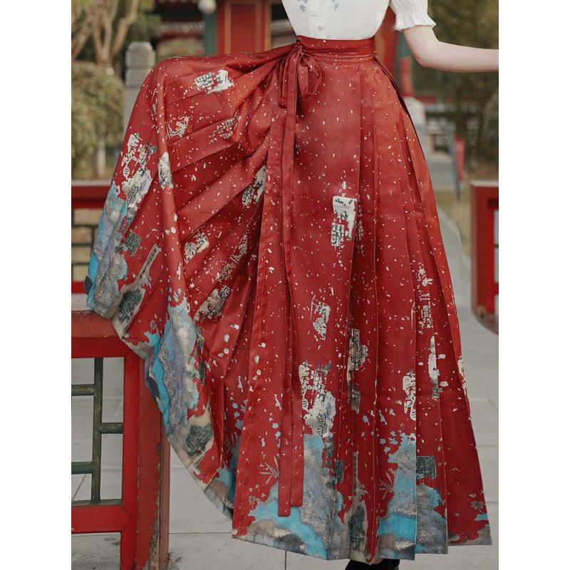 Chinese Style Embroidered Hanfu: Short-Sleeved Top & Gradient Dark Green Horse-Face Skirt Set