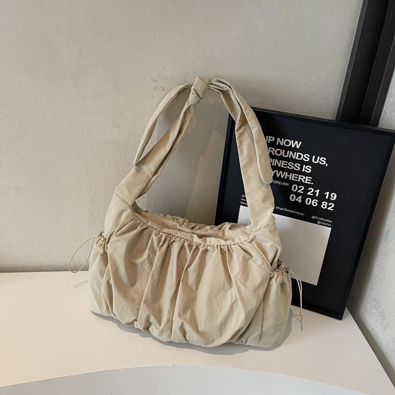 Wrinkled Dumpling Small Tote Bags for Women Shoulder Bag Fashiable Retro Nyl Lightweight Shopping Bags Designer Bag