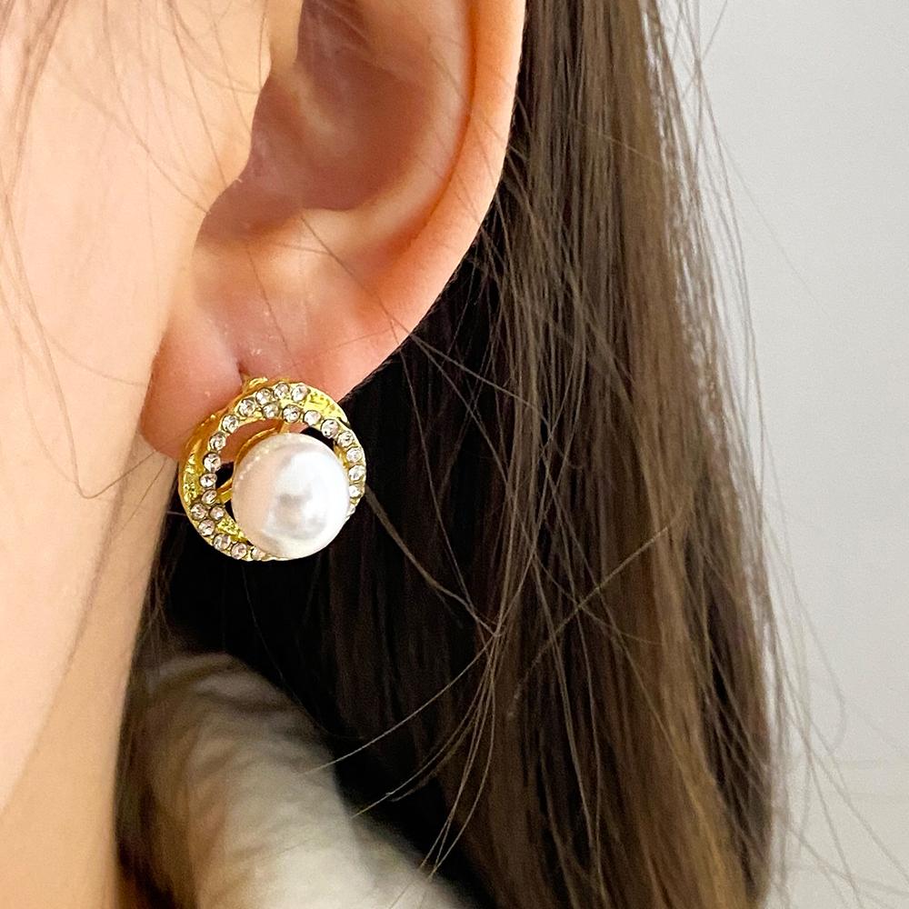Boucles d'oreilles élégantes de couleur or pour femmes, tempérament blanc, boucles d'oreilles irrégulières, bijoux tendance, cadeaux