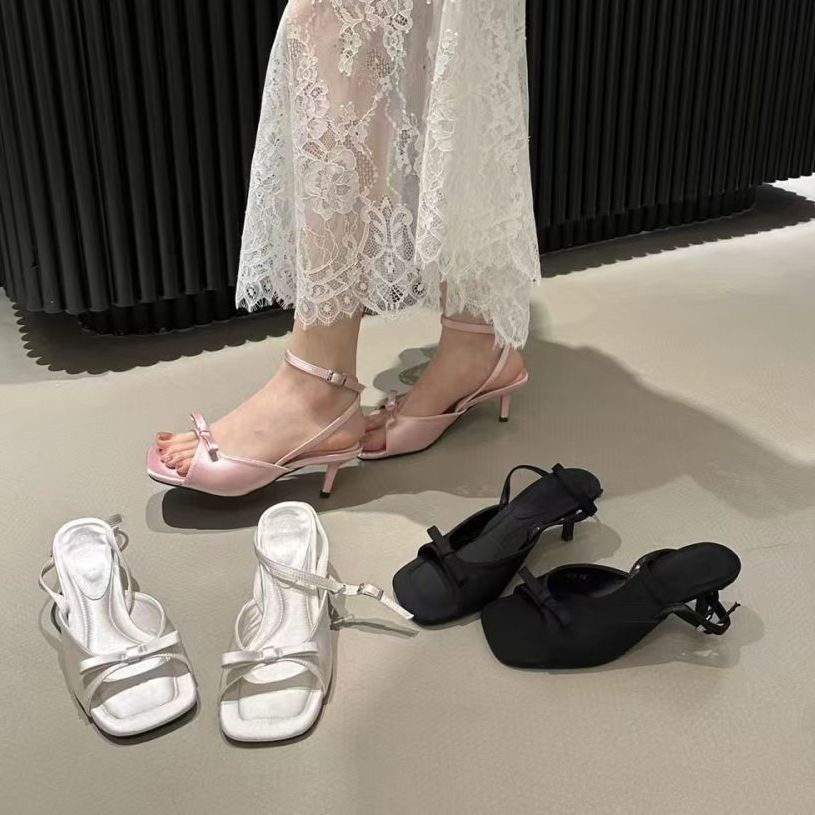 

2025 summer new one-word strap open-toe high heels women s shoes banquet solid color sandals summer French temperament knot 40 серебряный