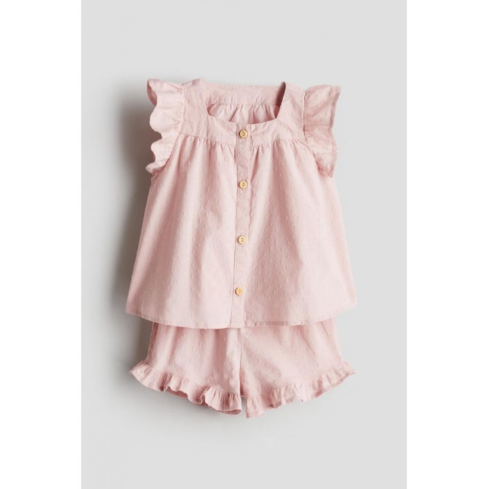 

Комплект из блузки и шорт HM светло-пыльного розового цвета