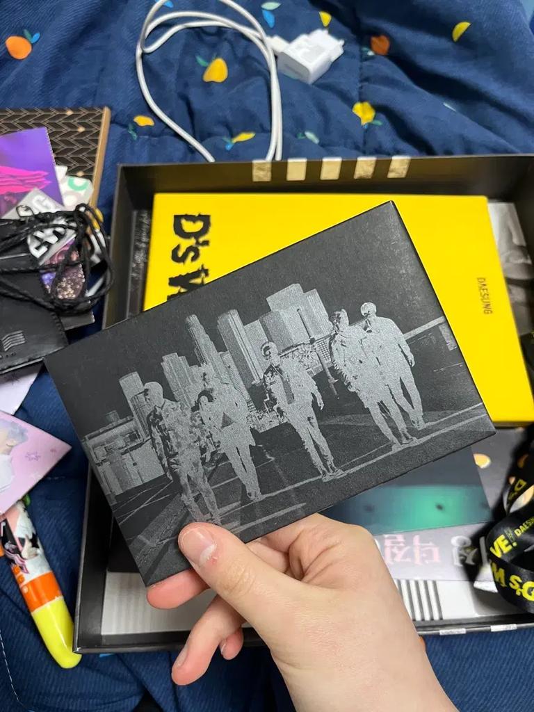 BIGBANG VIP Wallet Necklace