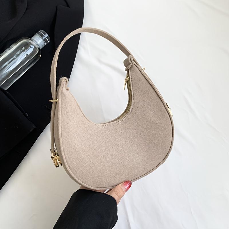 Stylish Felt Handbag for Women Chic Single Underarm Dumpling Handbag with Golden-Tone Hardware, Textured Design, Zip Closure, Polyester Lining
