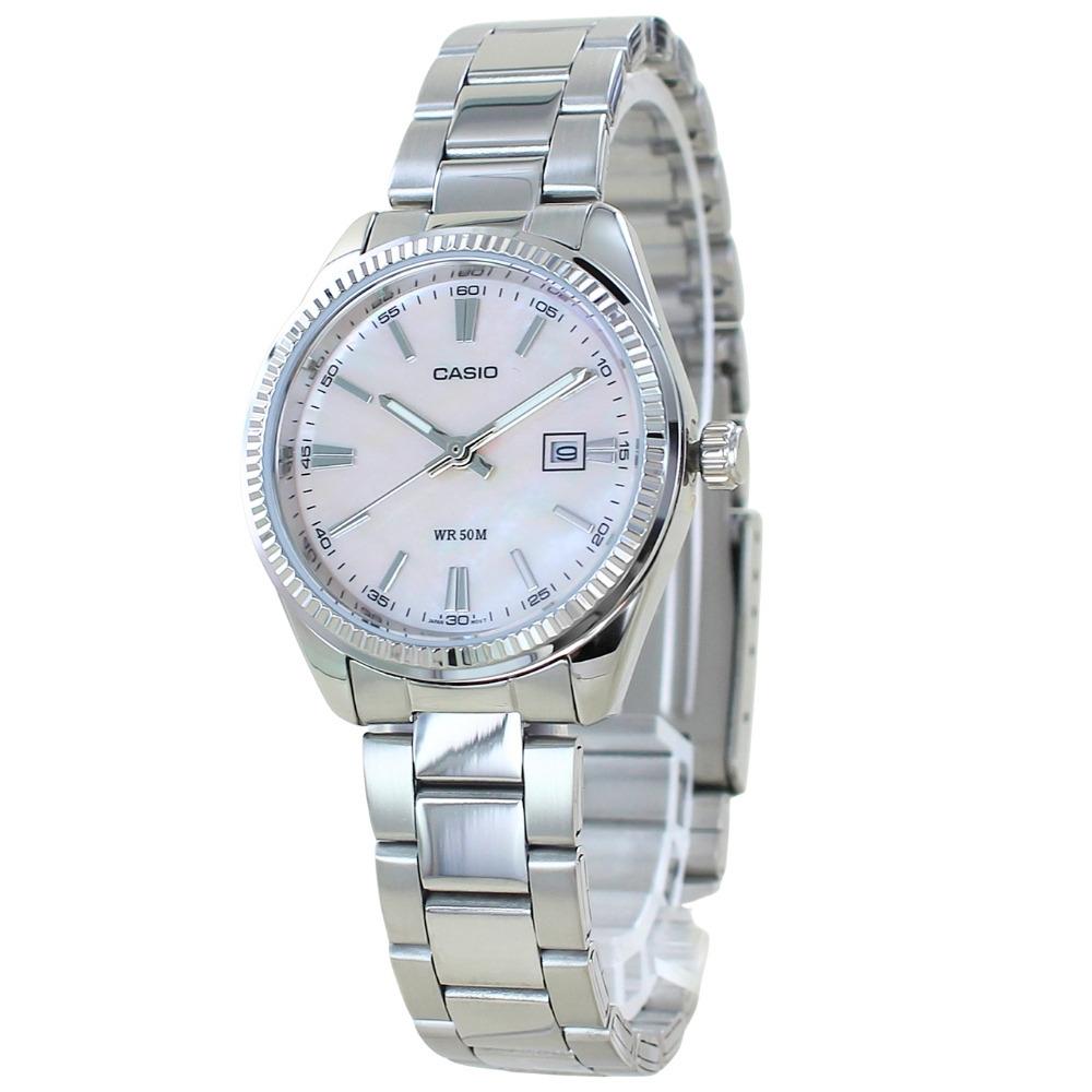 CASIO white date 50m water overseas no or entrance women's watch, shell, silver, analog, calendar, resistant, model, box. age