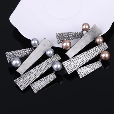 Retro Alloy Brooch Premium Light Luxury Clothing Accessories Pin Jewelry Pearl Brooch