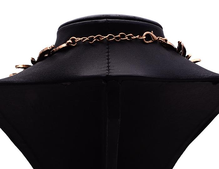 Indian Ethnic Vintage Statement Metal Large Collar Choker Necklace Women Irregular Punk Big Bib Retro Necklace Ladies Jewellery