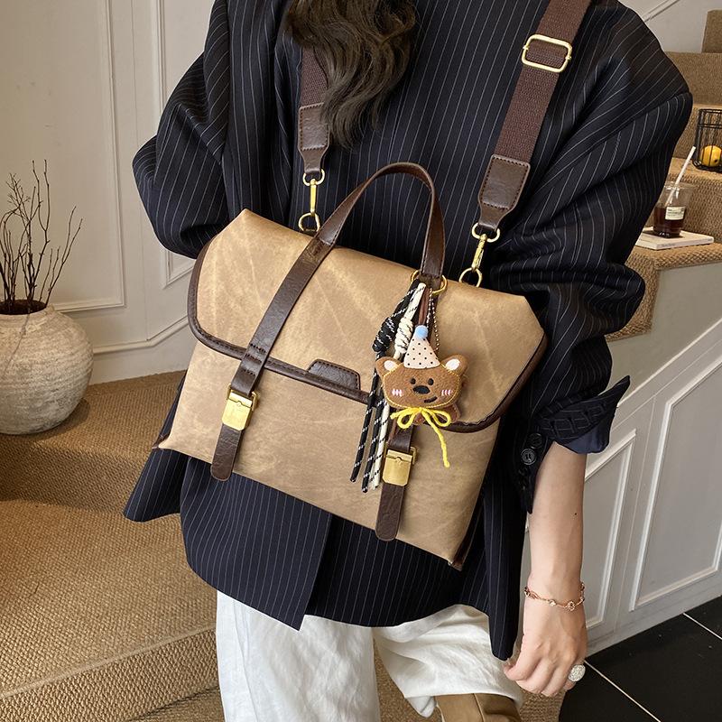 Premium texture backpack women's 2025 new fashion retro college student schoolbag going out commuting backpack travel bag