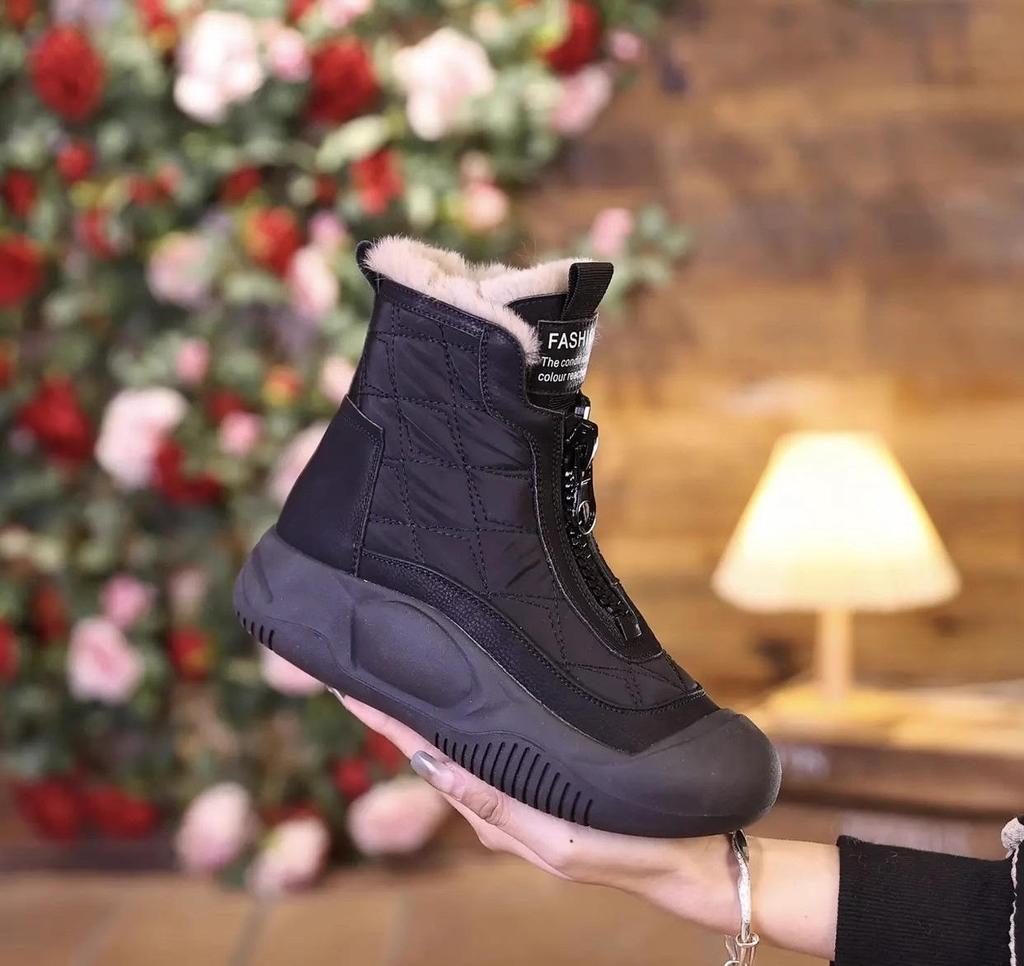 Women's Winter Fur Lined Snow Boots Outdoor Non Slip Faux Leather Ankle Boots With Zipper Thick Sole Warm Plush Lined Bootie High-Top Shoes for Female