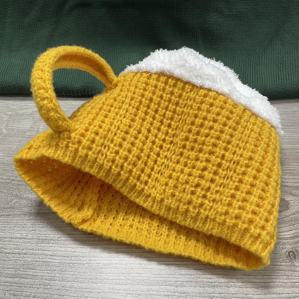New European and American hot-selling fun 3D beer cup hat winter warm unisex knitted wool hat