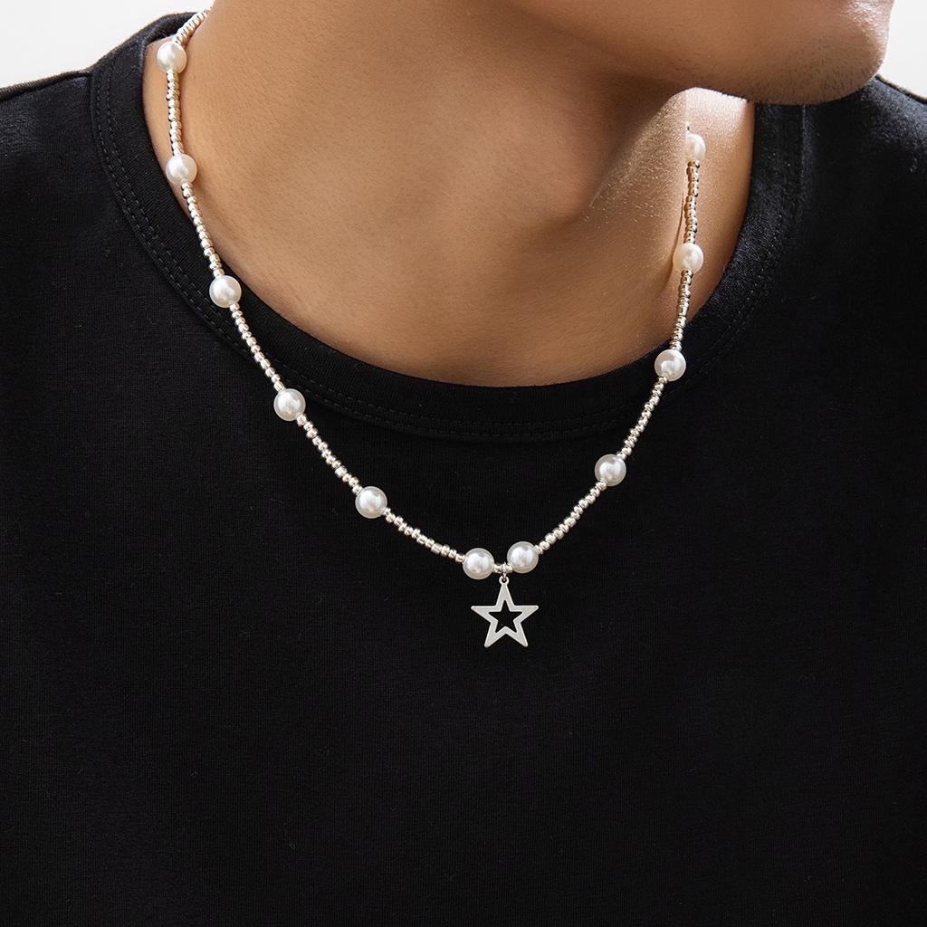 Collane con Catena di Perle Finte con Ciondolo a Stella Piccola Collana da Uomo alla Moda Collare Perline Accessori da Collo Gioielli di Moda 2026