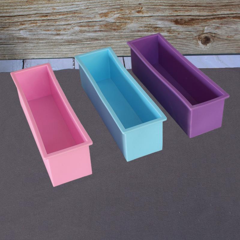 Rectangular Wooden Box and Silicone Soap Mold, 1200g DIY Tool Wooden Box + Green Mold