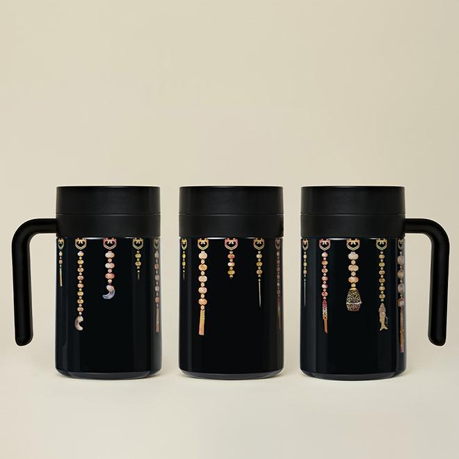National Museum of Korea Gold Belt Inlay Tumbler (Black/White) – 420ml