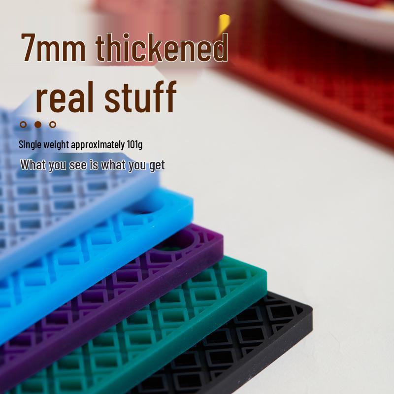 Honeycomb Silicone Placemats: Heat-Resistant, Non-Slip, Easy-to-Clean, Quadrilateral Kitchen Table Mats.