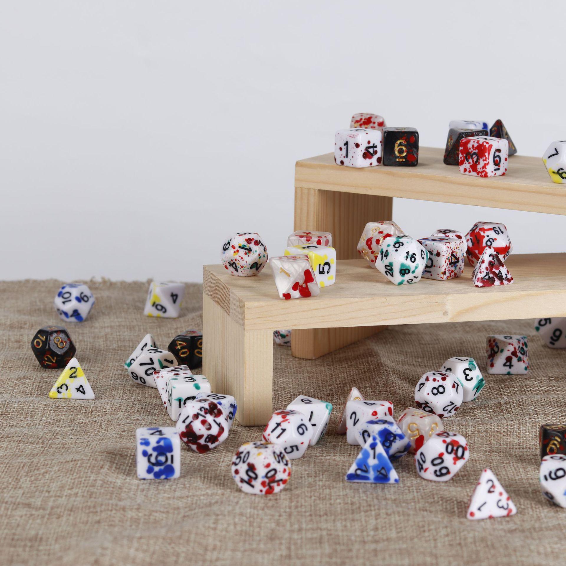 Blood Drop Spray Paint 7-Piece DND Tabletop Dice Set разноцветный