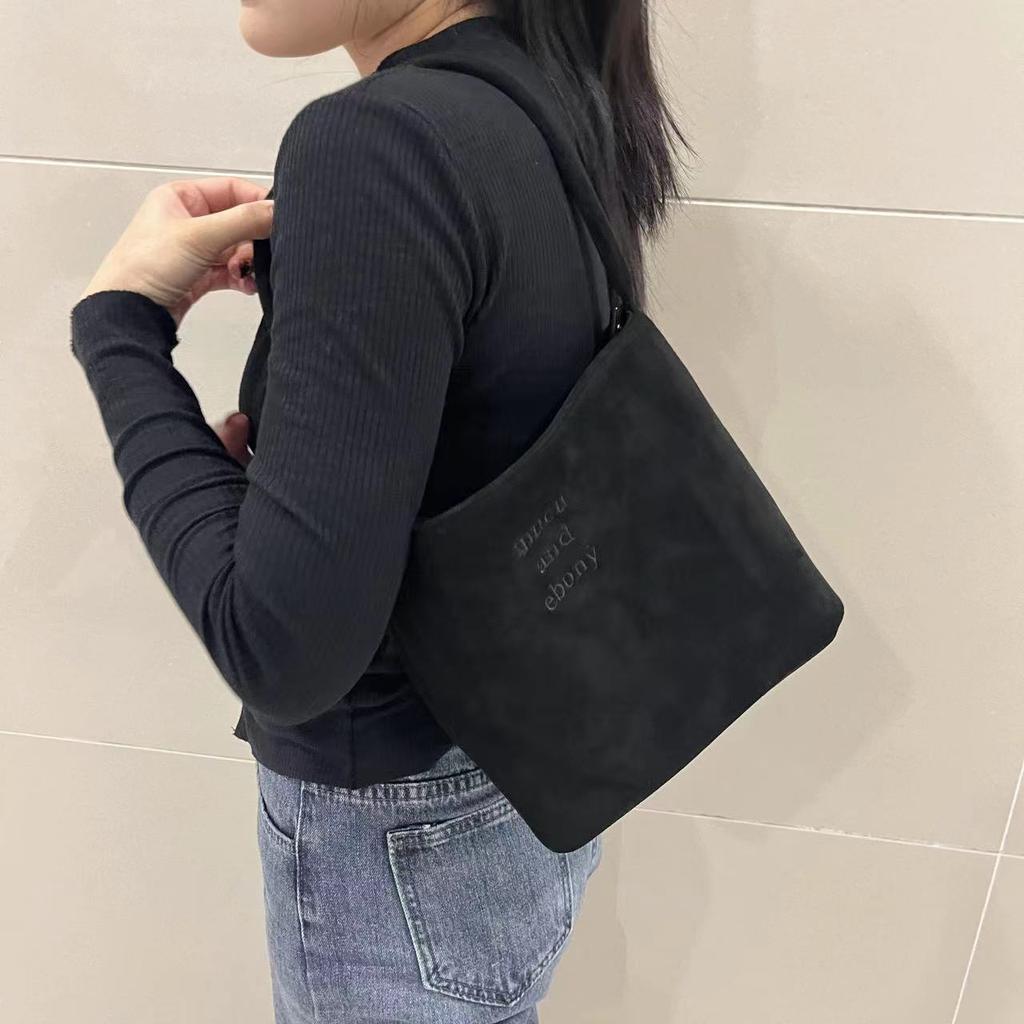 Velvet Shoulder Bag Women'S Bag Maillard Fashion Large Capacity Tote Bag Portable Bucket Bag Women