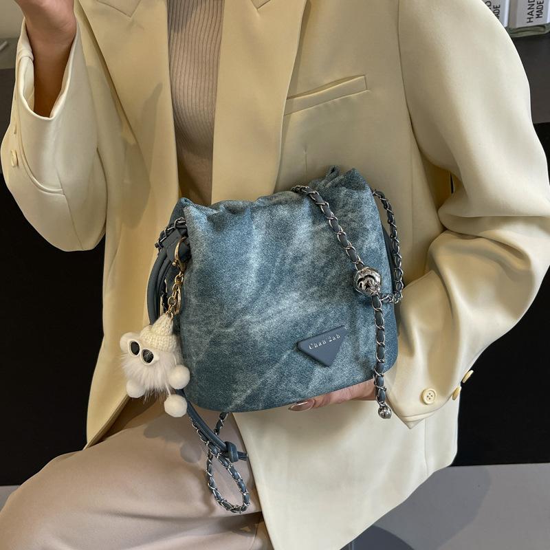 2025 summer new bag women's niche design high-end chain bucket bag fashion strap shoulder bag