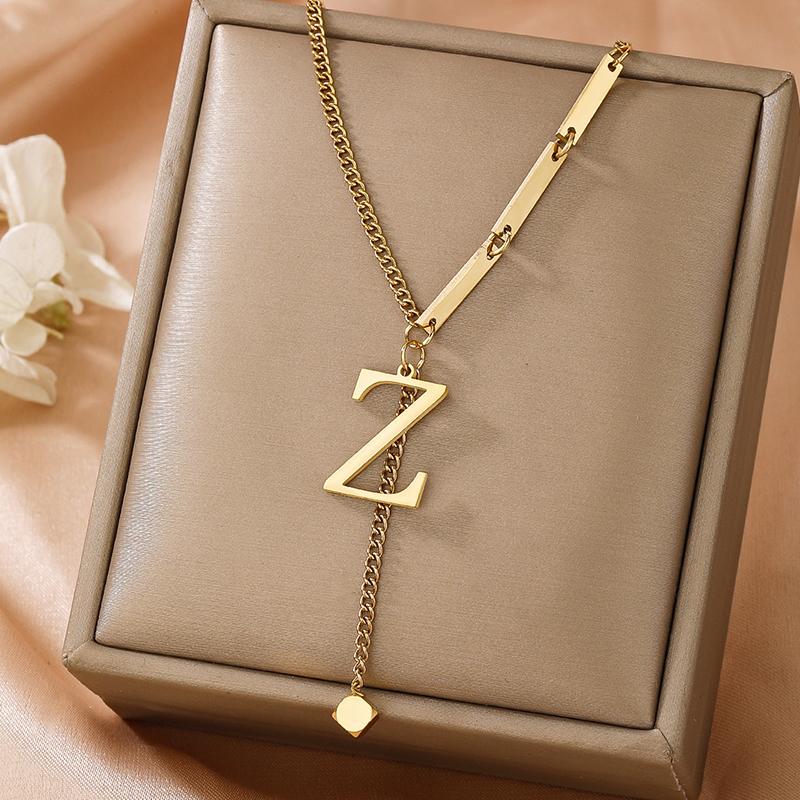 

Women 26 Letters Tassel Necklace Workplace Commuter Pendant Necklace Gift Giving Steel Titanium Necklace Party Event Z золотий