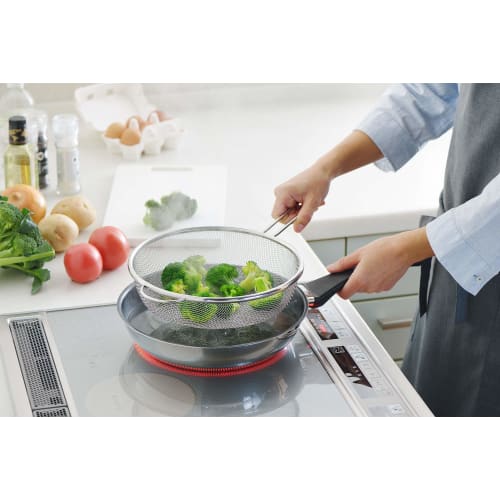 Yoshikawa Japanese-made Frying Pan Boiling Strainer, 25cm, Gift Wrapping Available