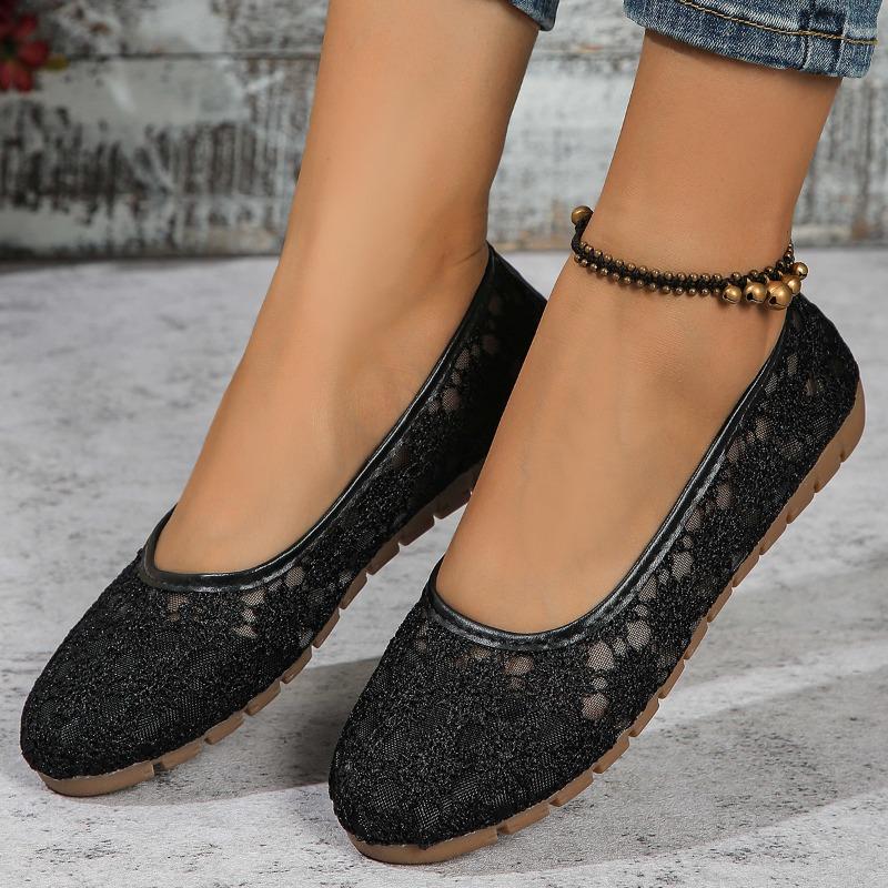 Fashion Plus Size Hollow-out Soft-soled Cloth Shoes Spring and Summer New Casual Flat Single Shoes Breathable Shallow Mouth