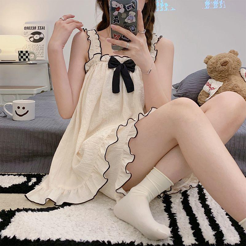 Suitable Pajamas for Women in Summer Wrinkled Cloth Fashionable Shorts Temperament Fresh Summer Girl Two-piece Set Home Clothes