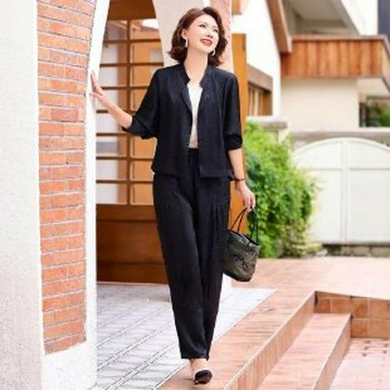 

Mom s 2026 Summer Sportswear Set: Stylish Short-Sleeved Casual Two-Piece for Middle-Aged & Elderly Women XL чёрный