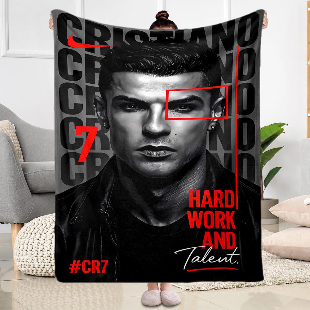 Ronaldo Manchester United Legacy Suitable blanket for offices, travel, living rooms also a good gift for friends and family Suitable for all seasons.