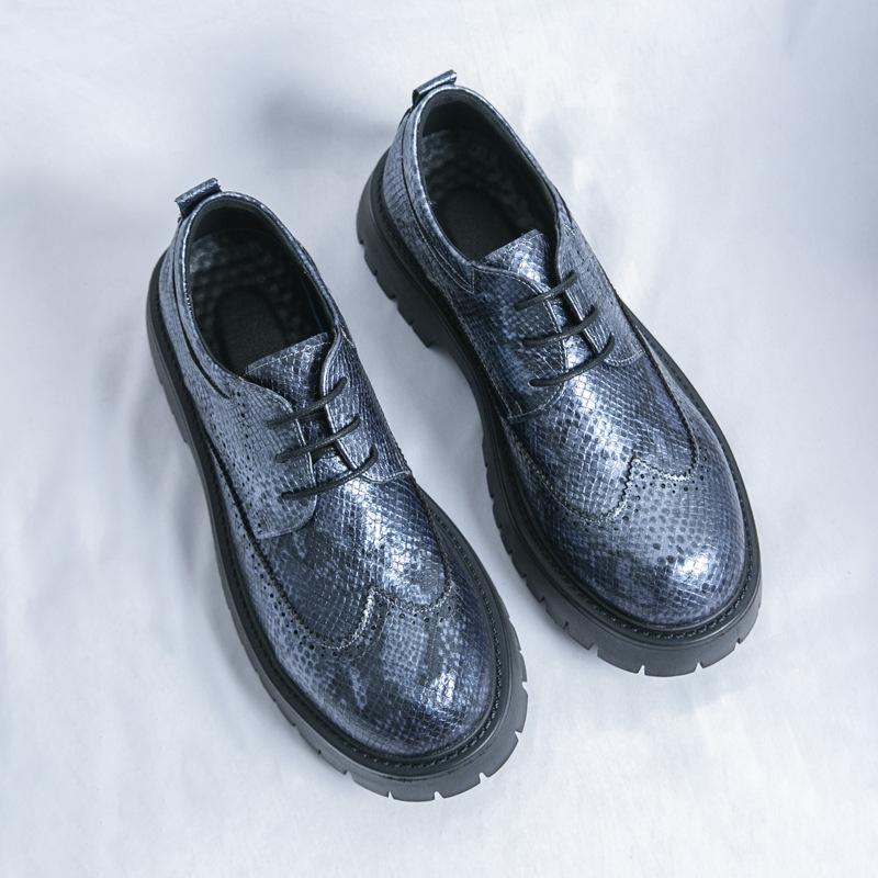 lace-up leather shoes, men's British style brown engraved business casual leather men's shoes, one piece is sent on behalf of others.