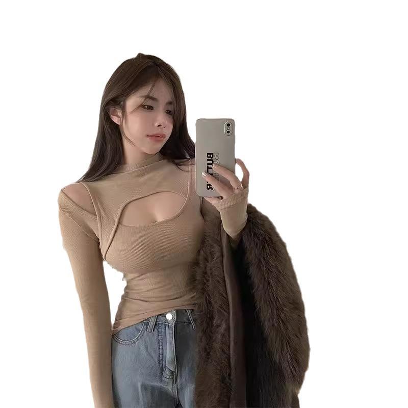 Slim-Fit Semi-High Neck Long-Sleeve Top for Women - 2024 Spring/Autumn/Winter Collection