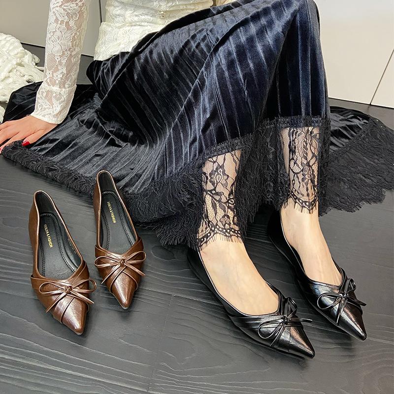 Woman Flat Shoes2026 Pointed Toe Elegant Butterfly Knot Casual Comfort Soft Slip On Shoes Spring New Simple Versatile Flats