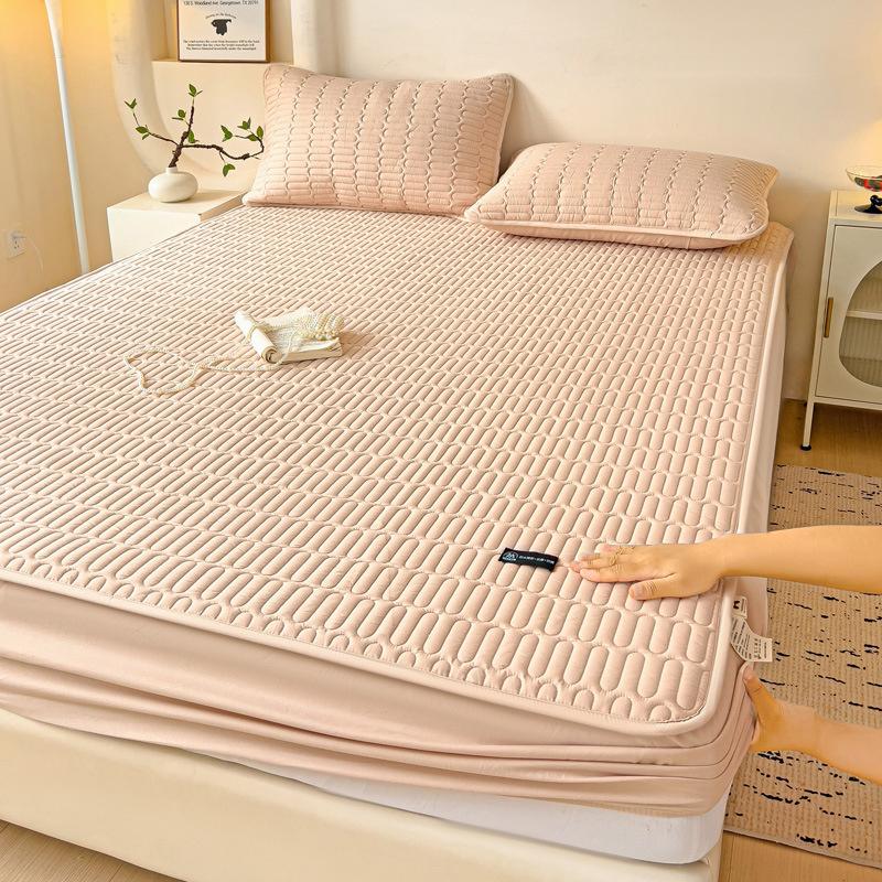 1 PC Waterproof Bedcover Fitted Sheet Bed Mattress Cover Thickened Quilted Soft Comfortable Breathable Solid Color Bedding Mattress Cover