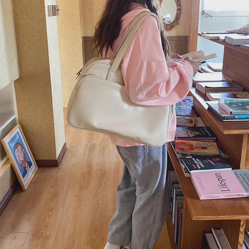 Servietă coreeană la modă pentru femei - Capacitate mare, geantă de mare valoare pentru călătoriile de afaceri de toamnă/iarnă 2023.