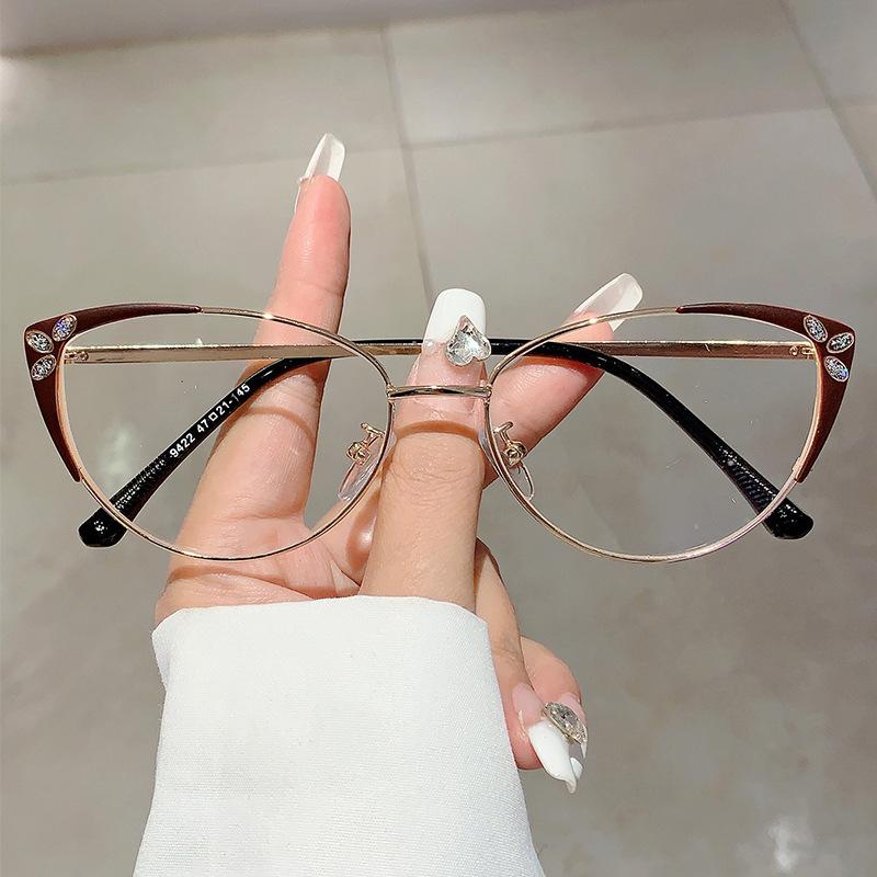 Vintage Cat Eye Glasses Women Anti Blue Light Optical Metal Diamond Luxury Designer Myopia Prescription Eyewear Frame