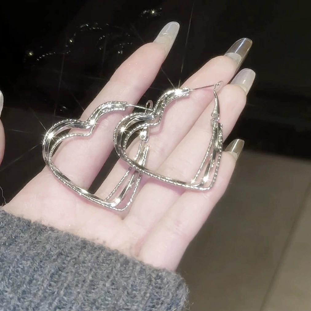 2026 Trendy Fashion Y2K Silver Color Geometric Heart Irregularity Big Hoop Earrings For Women Punk Jewelry Accessories Gift