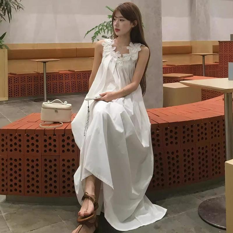 French white sleeveless suspender dress summer new temperament flower seaside vacation wind beach dress