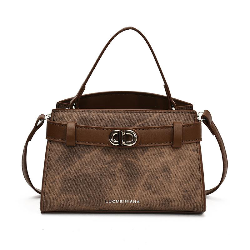 Crossbody bag women's new high-end fashion versatile hand bag niche popular shoulder bucket bag