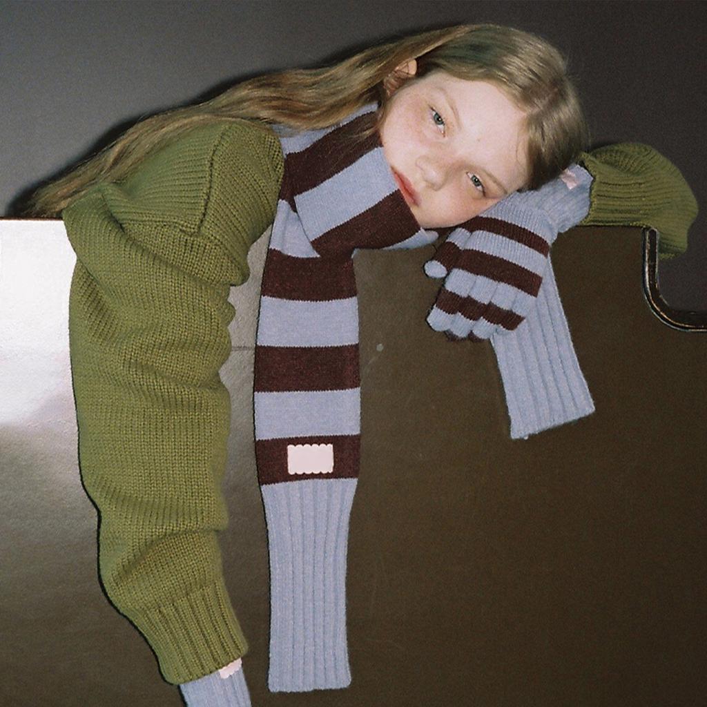 Niche designer striped knitted scarf women's winter concave shape decorative high-end scarf