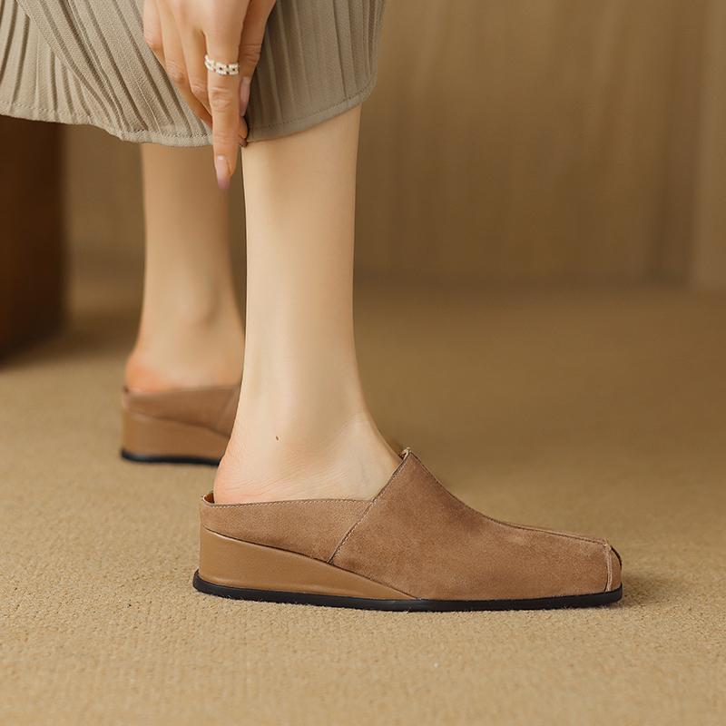 Fashion 2025 New Genuine Leather Summer Slippers Cover Toe Slippers for Women Square Toe Mules Women Shoes Low Heel Retro Ladies Shoes