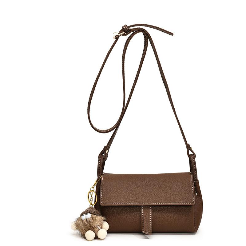 High-end small bag women's autumn 2025 new niche design versatile messenger bag popular this year small square bag